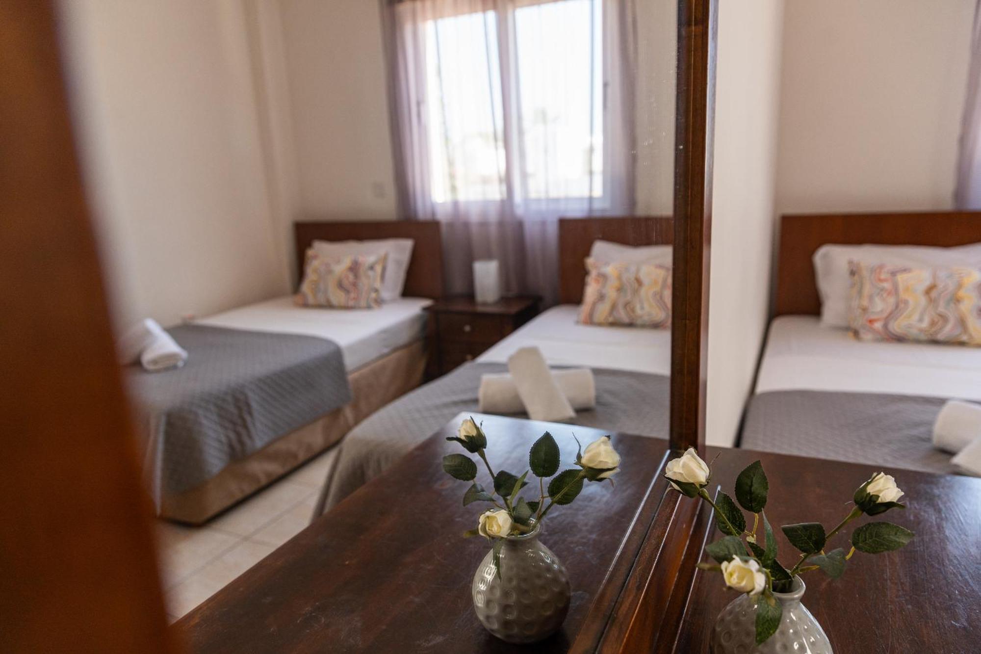 Konnos Villa Ekaterina Protaras Buitenkant foto